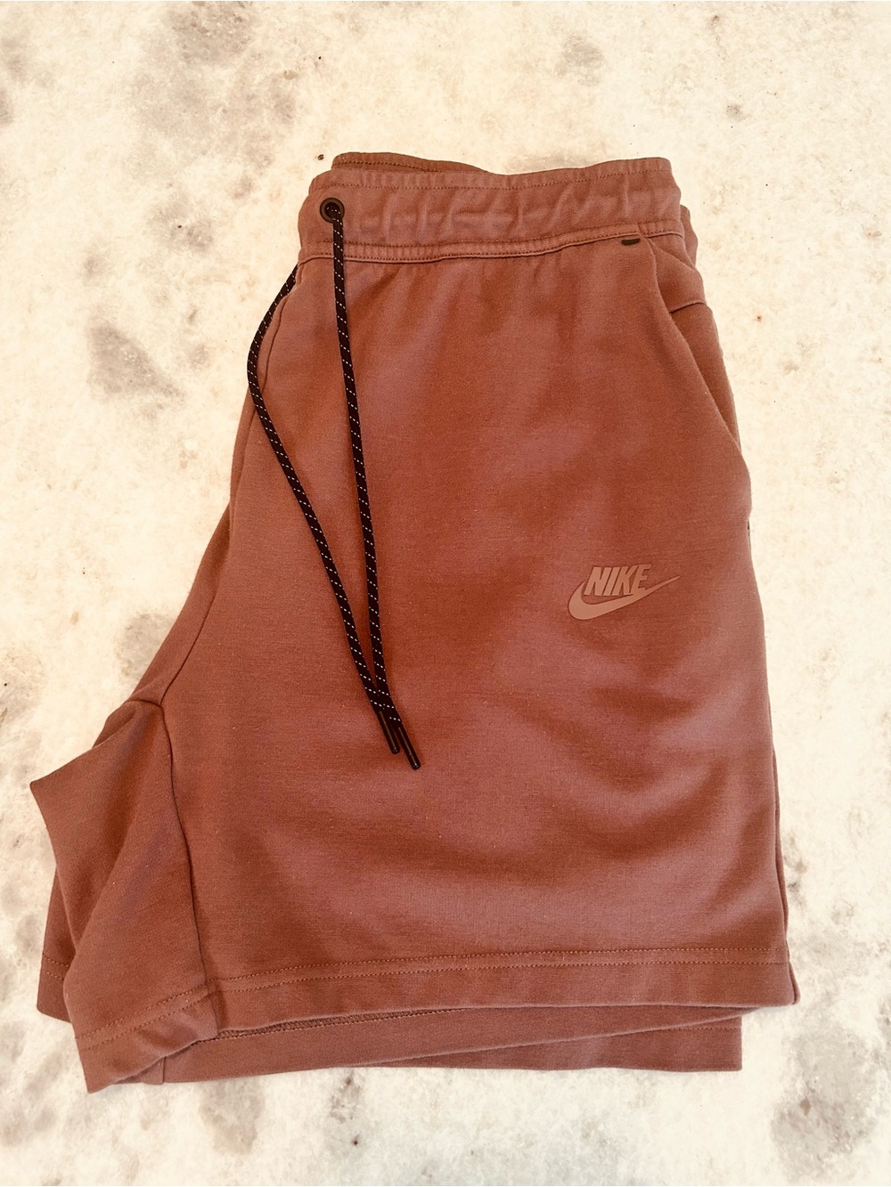 Men's Nike Tech Shorts Size Medium